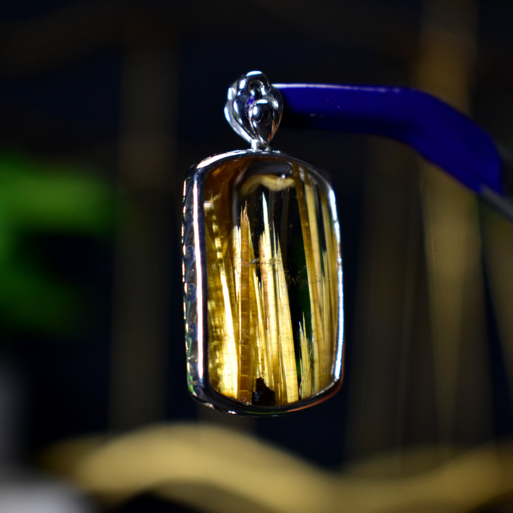 EXCLUSIVE! Star-Rayed Golden Rutile Titanium Clear Quartz Pendant Gem Crystal - DelphyCrystals