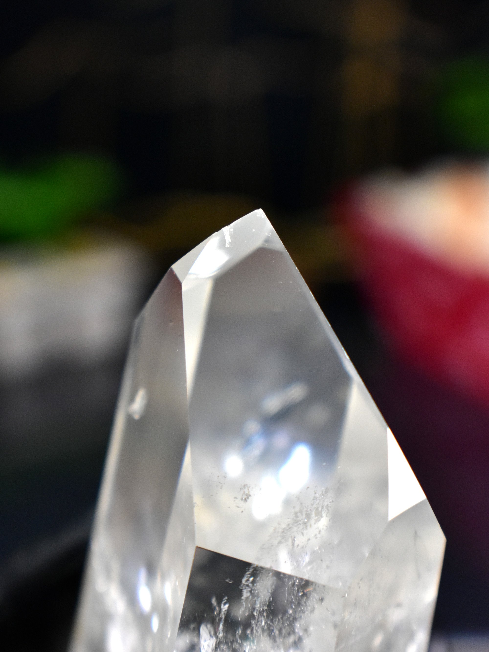 Clear Quartz Grade B Single Terminated Crystal Energy Healing Point - DelphyCrystals